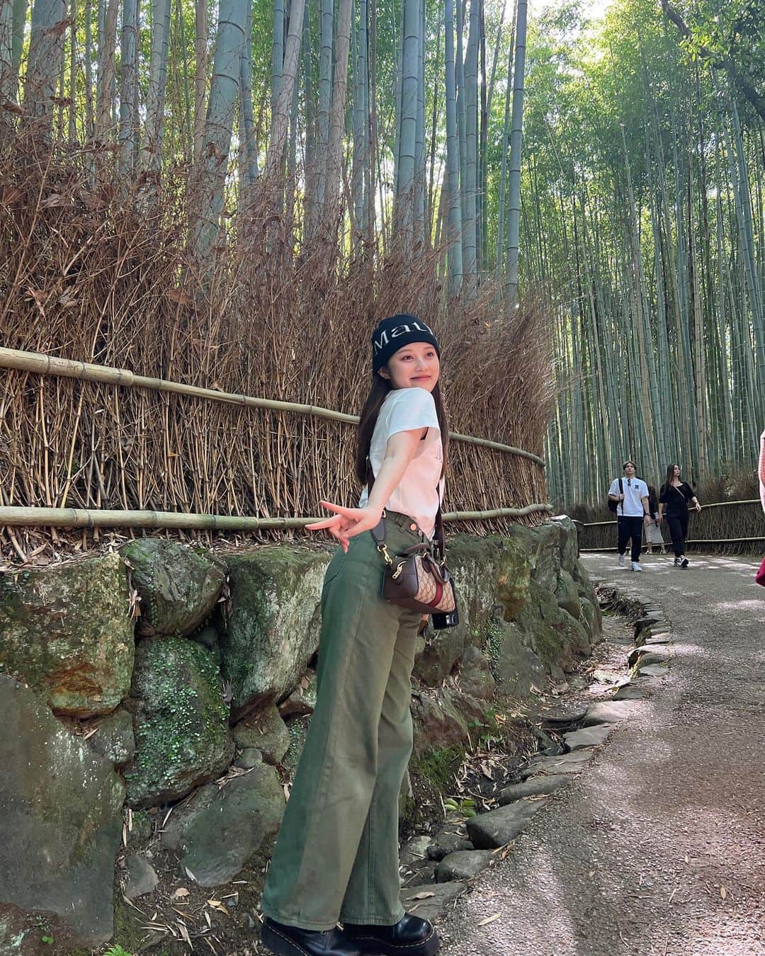 福山絢水さんのインスタグラム写真 - (福山絢水Instagram)「家族と京都観光してきた👩‍👧‍👧🛤️  家族旅行なんていつぶり…!!! 会えない時間が多いと喧嘩もしなくなりました笑」6月1日 19時48分 - aya__m02