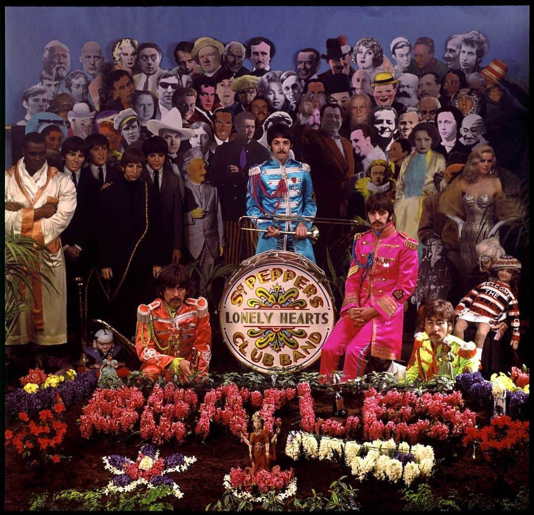 The Beatlesさんのインスタグラム写真 - (The BeatlesInstagram)「#OTD in #1967 the UK LP of Sgt. Pepper's Lonely Hearts Club Band was released. Like today, it was also a Thursday.  About Pepper, Paul said, "“We were opening up artistically and taking all the blinkers off.”   @johnlennon @paulmccartney @georgeharrisonofficial @ringostarrmusic  Photos © Apple Corps Ltd.」6月1日 20時00分 - thebeatles