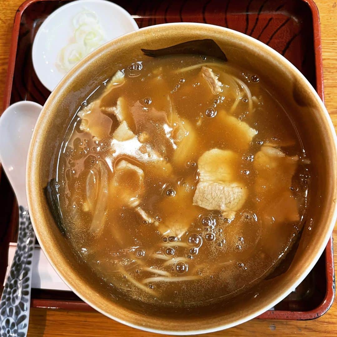 バカリズムのインスタグラム：「晩飯 カレー南蛮そば」
