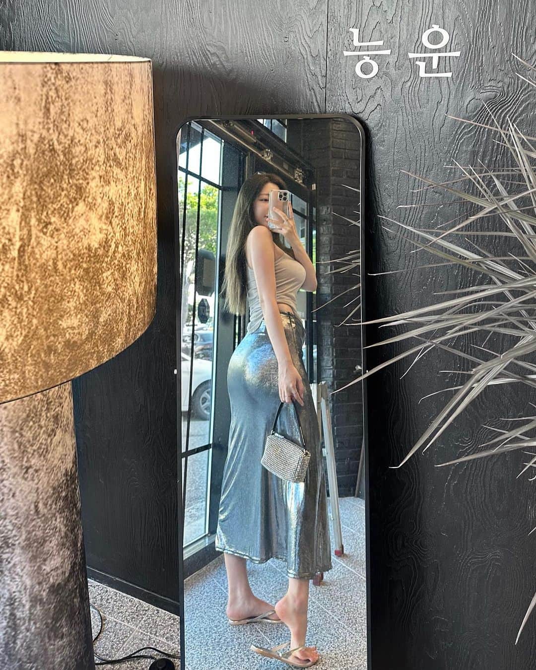 のインスタグラム：「⠀⠀⠀⠀ #글랜더 #glander  엄마미랑 마사지 받고 맛집도 갔지🩶🫧🫧」