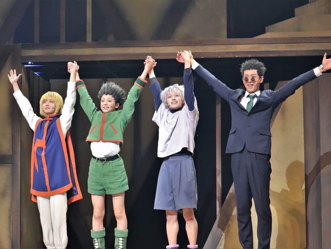 小越勇輝さんのインスタグラム写真 - (小越勇輝Instagram)「先日、  『HUNTER×HUNTER』THE STAGE  無事全ての公演が終了しました。  ご来場、ご視聴して下さった皆様ありがとうございました。  毎日沢山のお客様が足を運んで下さったこと、  この座組で舞台ハンターの世界を冒険する事ができたこと、とても幸せでした。 毎日が楽しかったからこそあっという間に感じた期間でした。  今回の出会いに感謝しています。  クラピカもありがとう。  #HUNTERHUNTER #hunterxhunter #ハンターハンター #舞台ハンター #クラピカ」6月1日 20時07分 - yuki_ogoe