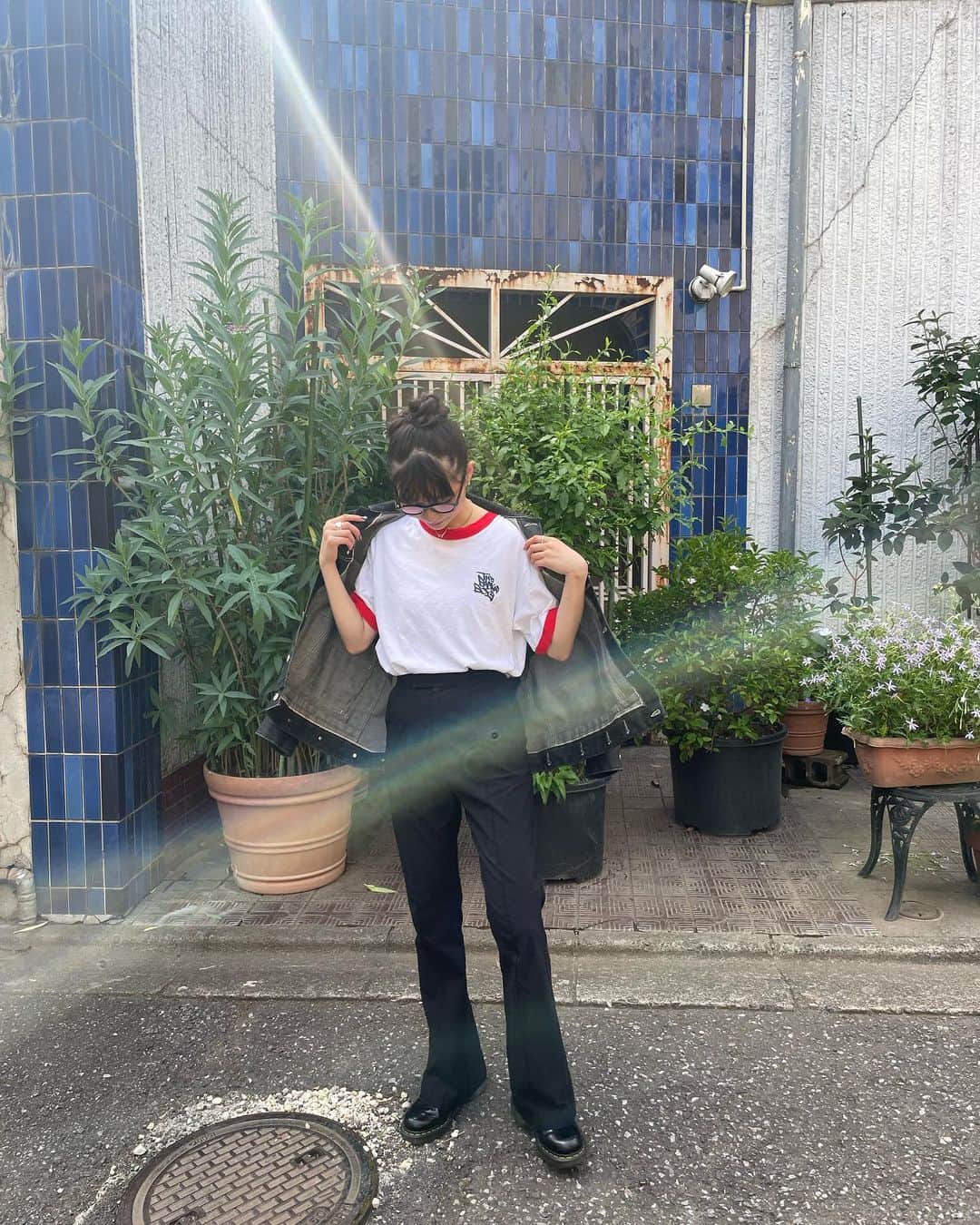 庄司芽生さんのインスタグラム写真 - (庄司芽生Instagram)「天気良くて気持ち良かった日☀️撮影終わりチーク可愛くてお気に入りでしたのです〜🧡✨ #めいの服」6月1日 20時12分 - mei_tokyogirlsstyle