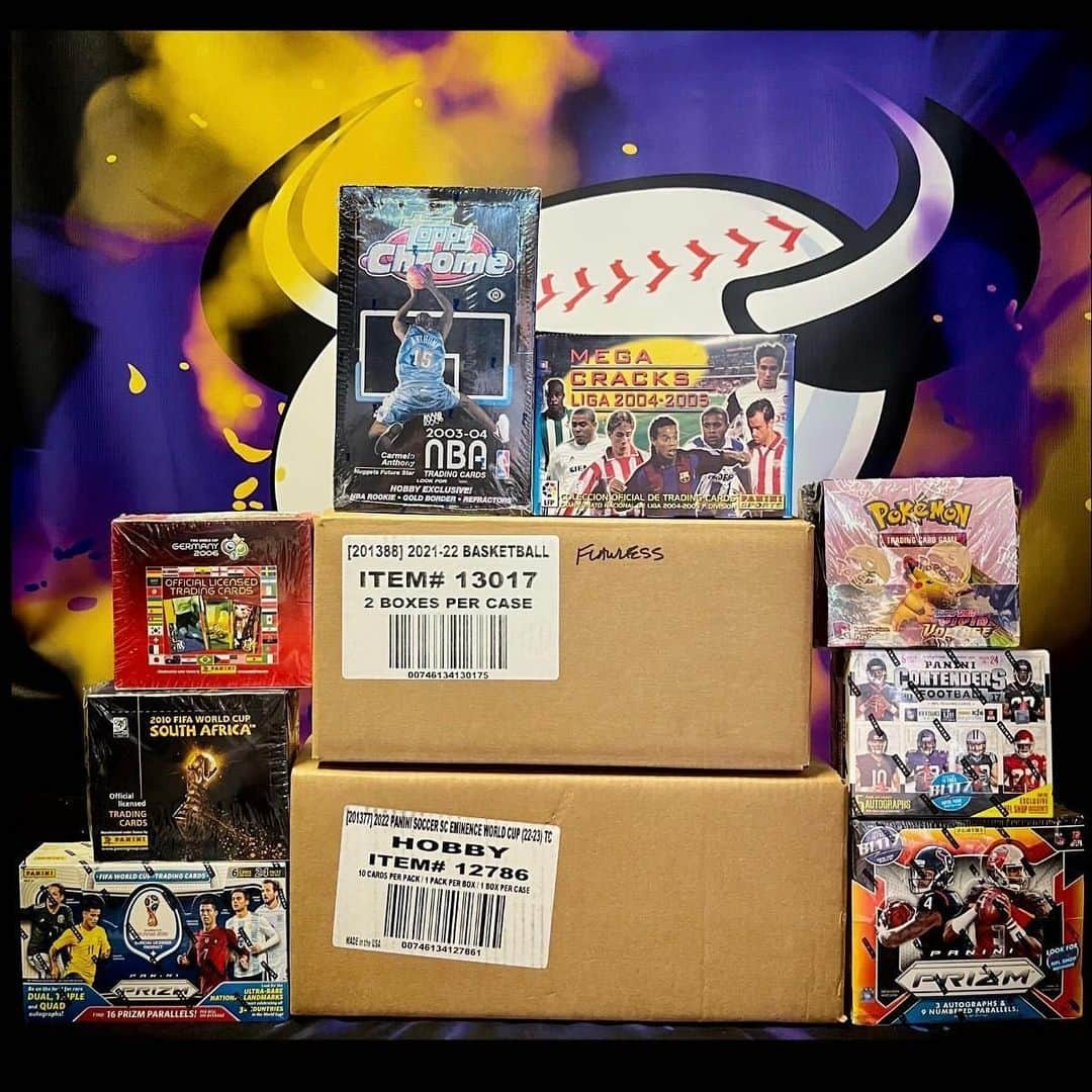 アントワーヌ・グリーズマンさんのインスタグラム写真 - (アントワーヌ・グリーズマンInstagram)「If you want to learn more about collecting cards, I will be opening all of the cards in this picture with @cardporn and @bullpenla TONIGHT.   I will be on Instagram Live for this event at the following time:  8pm in Spain, France, Europe 2pm EST  1pm CST 11am PT 7pm in England 4am in Australia (AEST)  We will be looking for rare cards of Messi, Ronaldo, Lebron James, Luka Doncic and many more.  See you there!  Grizi 💙🤍   ~~~  Hola! Si queréis saber más sobre el mundo de cartas/cromos, esta noche estaré abriendo todas estas en directo con @cardporn y @bullpenla   Haremos un directo en Instagram a esta hora: 20:00 (España, Francia) 14:00 EST 13:00 CST 11 a. m. PT 19:00 (UK) 4 a.m. (AEST)  Estaré tratando de buscar cartas únicas de Messi, Ronaldo, Lebron James, Luka Doncic y muchos más.  Nos vemos!  ~~~  Si vous voulez en savoir plus sur la collection de cartes, j'ouvrirai toutes les cartes de cette photo avec @cardporn et @bullpenla CE SOIR.  Je serai sur Instagram Live pour cet événement à l'heure suivante:  20h en Espagne, France, Europe 2pm EST  1pm CST 11am PT 19h en Angleterre 4am en Australie (AEST)  Nous rechercherons des cartes rares de Messi, Ronaldo, Lebron James, Luka Doncic et bien d'autres.  A ce soir 😉」6月1日 20時26分 - antogriezmann