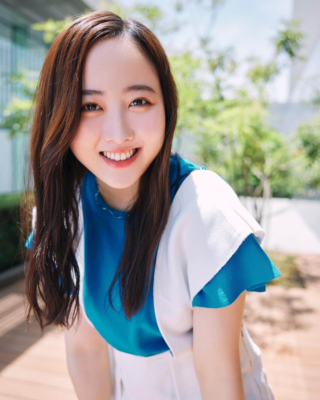 飯岡拓也のインスタグラム：「集英社オンラインの撮影にて本田望結さん @miyu_honda_official を撮影させて頂きました！  そして本日19歳の誕生日おめでとうございます！！  #本田望結　#集英社オンライン」