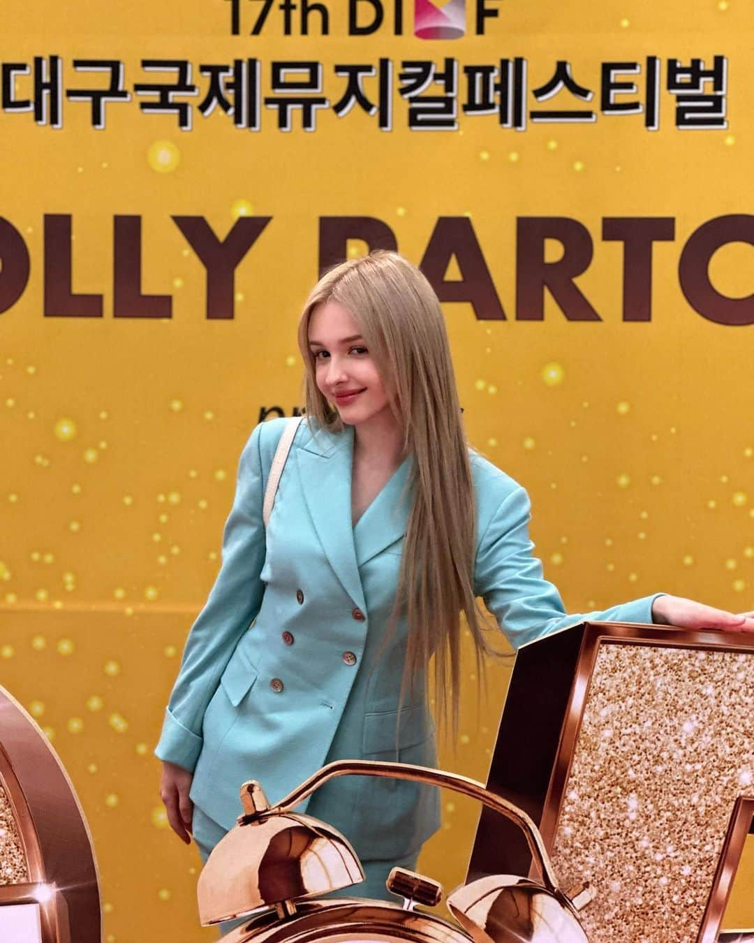 Elina 엘리나 (エリナ) さんのインスタグラム写真 - (Elina 엘리나 (エリナ) Instagram)「17th #DIMF ✨ ‘DIMF’ is a world musical festival and you can enjoy it in Daegu, Korea! 대구국제뮤지컬 페스티벌, 딤프의 홍보대사로 멋진 자리 함께하게 되었습니다. 6월 5일까지 펼쳐치는 즐거운 페스티벌 여러분도 많은 관심 부탁드려요🤍 #대구국제뮤지컬페스티벌 #딤프」6月1日 20時27分 - elina_4_22