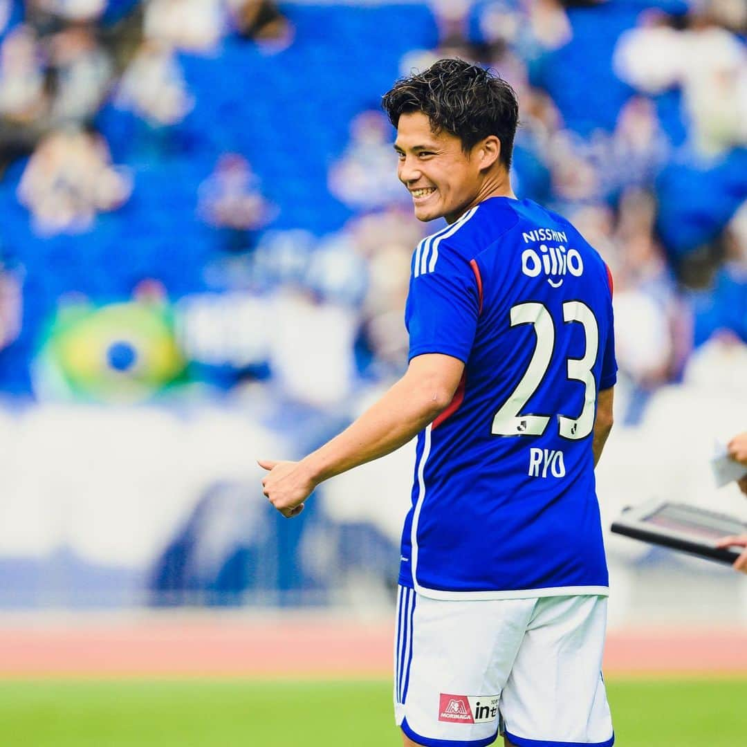 横浜F・マリノスさんのインスタグラム写真 - (横浜F・マリノスInstagram)「Welcome back HOME👏✨ #fmarinos #Ｊリーグ #宮市亮」6月1日 21時53分 - yokohamaf.marinos