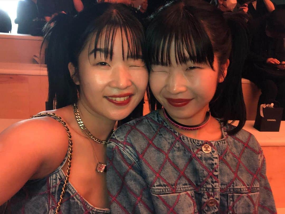 マナさんのインスタグラム写真 - (マナInstagram)「☆€☆❤️CHANEL❤️☆€☆  #chanel #シャネル #chai #neokawaii #twins #双子」6月1日 21時54分 - chaimanakana3333