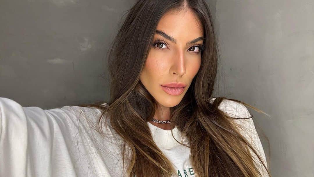 Rachel Apollonioのインスタグラム：「Luz boa pra selfie né 🤳🏽」