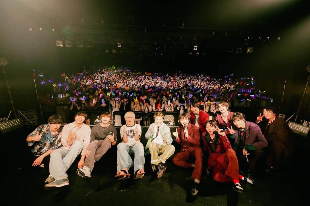 小泉光咲のインスタグラム：「PLAYLIST presents “ヘッドフォンを外して vol.3”ありがとうございました！どうも「本当はね、」のMVに出てた男の子です。youtubeでも歌ってみたも上がってるので是非見てください〜！」