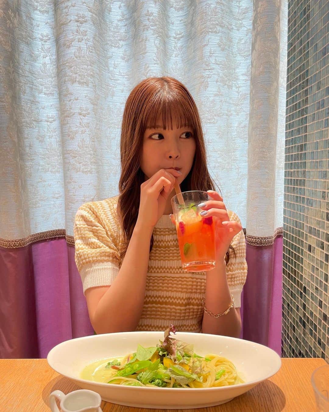 吉川七瀬さんのインスタグラム写真 - (吉川七瀬Instagram)「いとことアフタヌーンティーいった☺️ 美味しかったー！！！」6月1日 22時07分 - yoshikawa_nanase