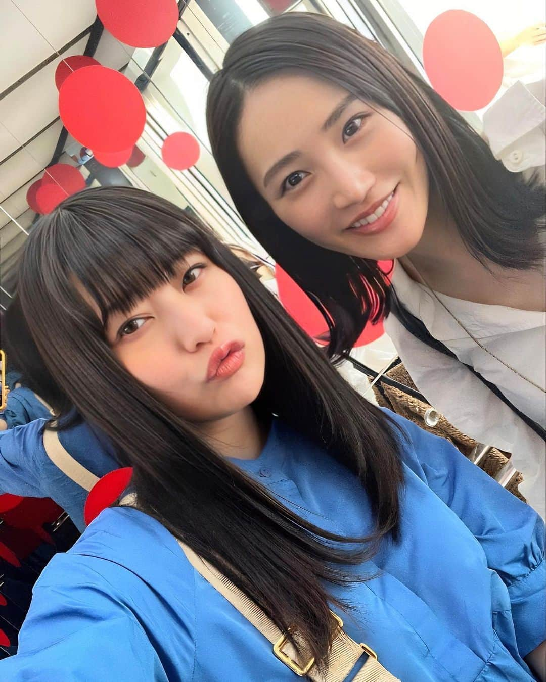 土井玲奈さんのインスタグラム写真 - (土井玲奈Instagram)「この人と行ってきましたー！ ( @amitomite )  ●○水玉の世界美しかったです○●  ミラールーム 【平和への願望はひとつひとつ輝くばかり】  #草間彌生美術館  #草間彌生の自己消滅あるいはサイケデリックな世界  #yayoikusama  #yayoikusamamuseum」6月1日 22時08分 - doixreina