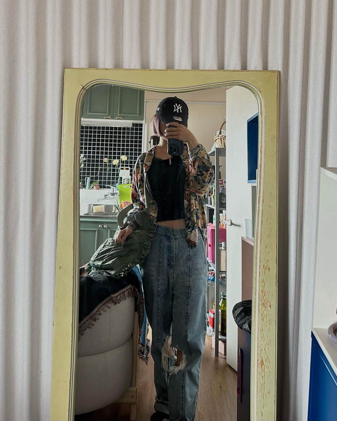 相羽瑠奈のインスタグラム：「💐🐾💎🕯️🩶」