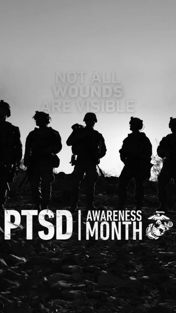 アメリカ海兵隊のインスタグラム：「During PTSD Awareness Month, the #MarineCorps continues to raise awareness and offer unwavering support to those impacted by post-traumatic stress.  #Marines must continue to look out for one another and extend a helping hand to those who are struggling with post-traumatic stress. Together, we can make a profound difference within our own ranks and with our communities.  For resources visit www.militaryonesource.mil/health-wellness/mental-health/mental-health-resources or for immediate assistance call the Military Crisis Line at (800) 273-8255 – press 1, or access the online chat by texting to 838255.  You can learn more about PTSD at the National Center for PTSD at www.ptsd.va.gov or call (802) 296-6300.  #PTSDAwarenessMonth #SemperFidelis #MarinesSupportingMarines」