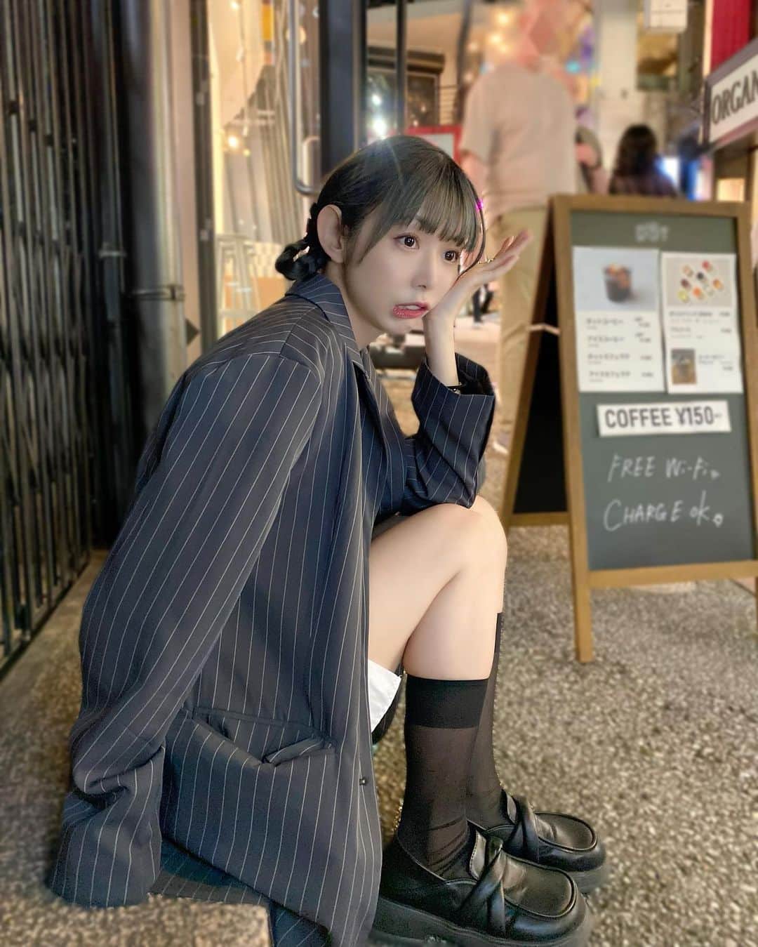 大場はるかのインスタグラム：「お口むにゅむにゅ🔑  . . まゆげマツパ👀→ @cereza___8」