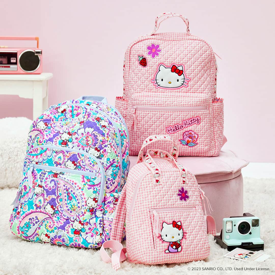 ヴェラブラッドリーのインスタグラム：「The @HelloKitty Collection has arrived! Shop the sweetest styles for a summer celebrating fun and friendship! Tap to Shop!  #HelloKitty #VeraBradley #pattern」