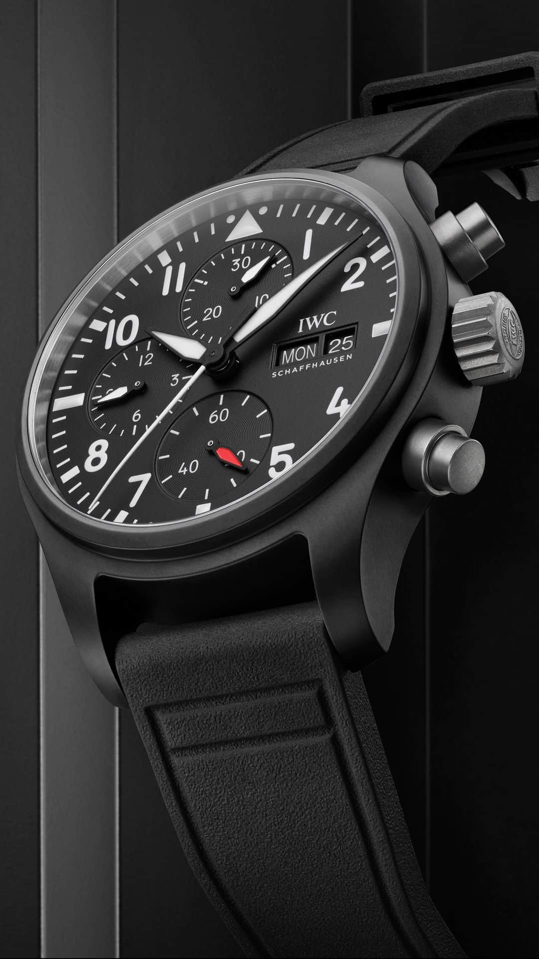 IWCのインスタグラム：「Our black-on-black #IWCpilot Chronograph 41 Top Gun (Ref. IW389401) has a scratch-resistant ceramic case, an IWC-manufactured 69380 calibre and a black strap. #TheReference   🔗Link in Bio」