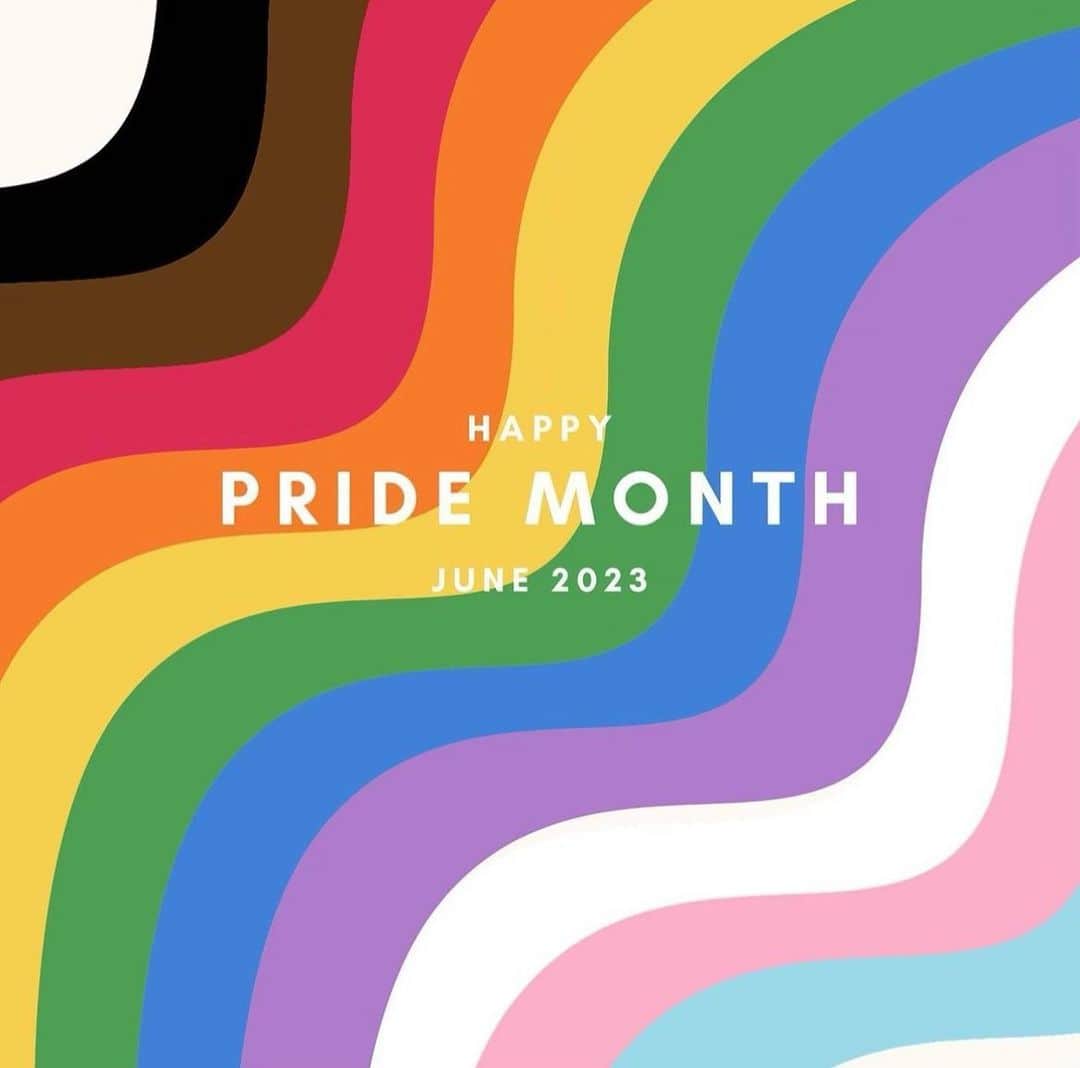 キャサリン・ジェンキンスのインスタグラム：「It’s PRIDE month! Sending out all my love & celebrating LGBTQ+ 🌈🏳️‍🌈You make this a beautiful world ❤️ #Pride #PrideMonth #Love」