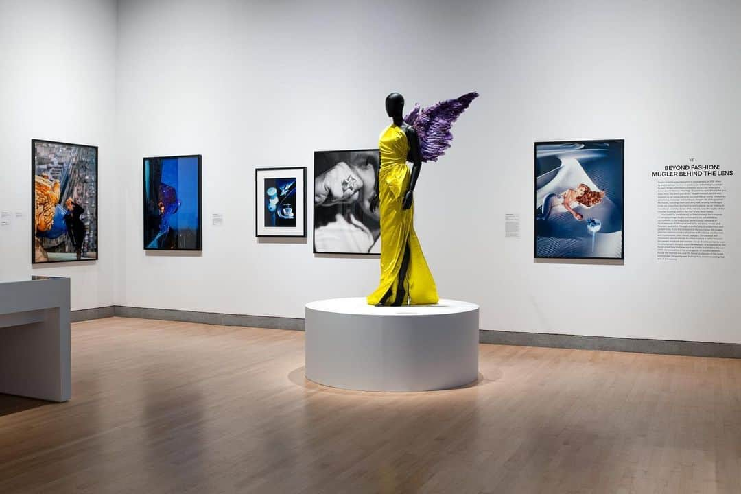 ミュグレーさんのインスタグラム写真 - (ミュグレーInstagram)「Mugler has entertained the entire world: from Montreal, Rotterdam, Munich, Paris, and lastly New York City – the phenomenal exhibit “Thierry Mugler: Couturissime” just closed its doors.  Nearly 1.2 million visitors came to see and resee up-close the otherworldly details of Haute Couture, stunning ready-to-wear and accessories, iconic fragrances, photographs, sketches, movies...    An incredible and moving homage to the unique vision and timeless legacy of our House’s late founder Manfred Thierry Mugler.    The House would like to pay a special tribute to @thierrymaximeloriot who ignited and curated the exhibition. We also address our warmest thanks to all the museums who hosted the exhibition as well as the Mugler teams totally involved since day 1.  An exhibition initiated, produced and circulated by the Montreal Museum of Fine Arts @mbamtl in collaboration with the House which restored the designer’s heritage Haute Couture and ready-to-wear pieces.   #mugler #muglerarchives #couturissime」6月2日 0時46分 - muglerofficial