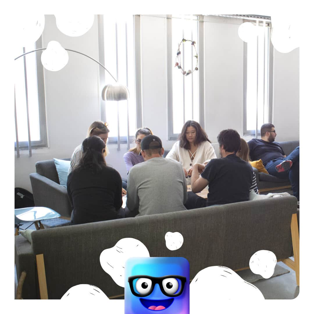 Iconosquareのインスタグラム：「What is company cohesion? For us, it's…  🔹 Sharing moments together  🔹 Appreciating each other  🔹 And having a good laugh!  It's important to share these moments to make the workplace a pleasant place to be, and to create synergy within the team.  Once again, we're opening the doors of our headquarters in France, where our Iconomates (competitive as ever) partake in lunchtime games. . #iconosquare #marketingtool #saascompany #saas #socialmediamanagement #frenchcompany」