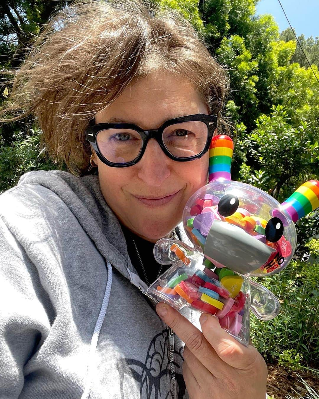 メイム・ビアリクさんのインスタグラム写真 - (メイム・ビアリクInstagram)「Happy Pride Month! Celebrate human equality & support the @NOH8campaign with this limited edition, collectible, ALL <3 NOH8 Dunny by @Kidrobot.  Get yours today before they are gone www.kidrobot.com/NOH8 #kidrobot #dunny #NOH8」6月2日 0時50分 - missmayim