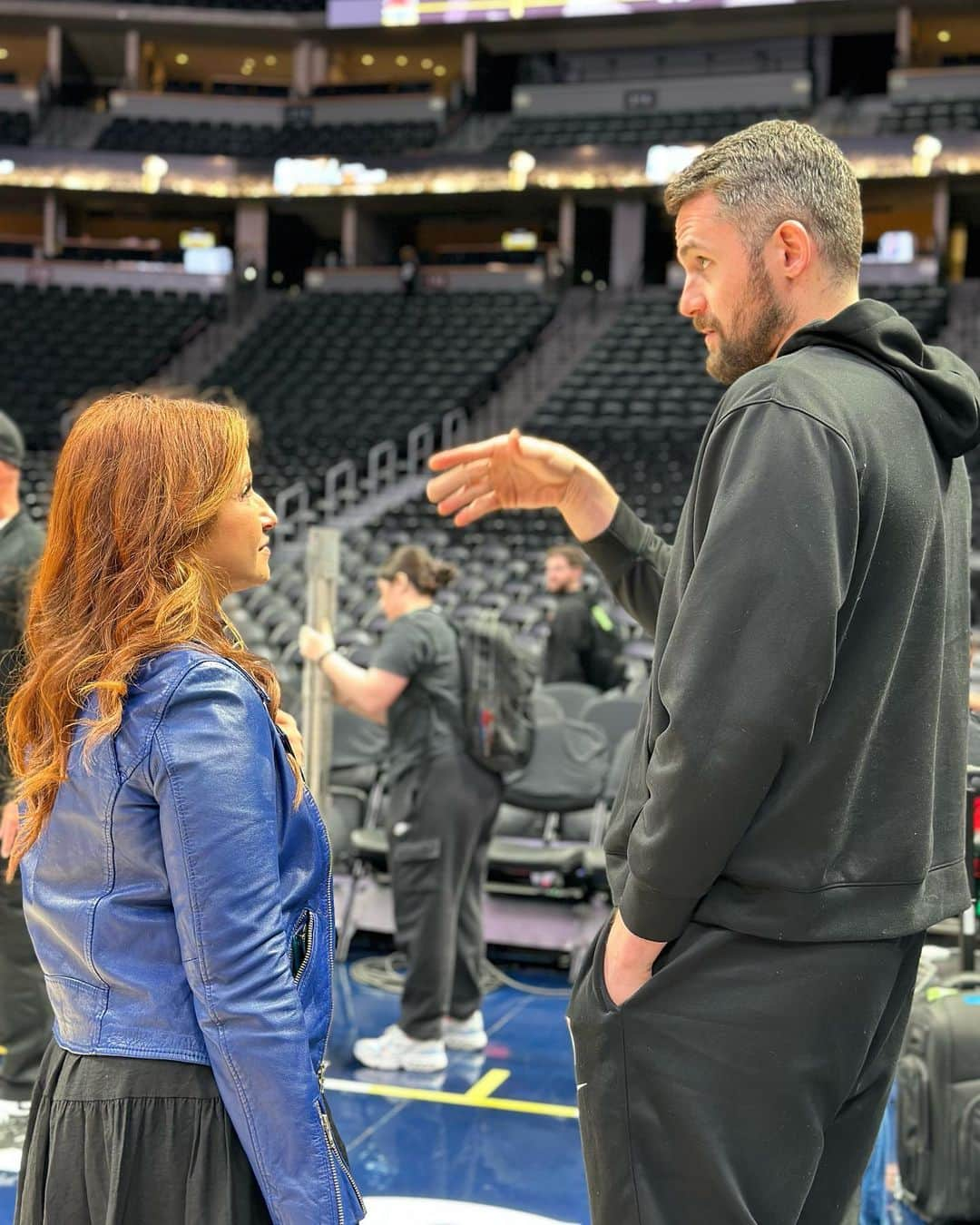 レイチェル・ニコルズさんのインスタグラム写真 - (レイチェル・ニコルズInstagram)「On the ground at the #NBAFinals for Showtime. Let’s goooo…」6月2日 0時55分 - rachel_nichols