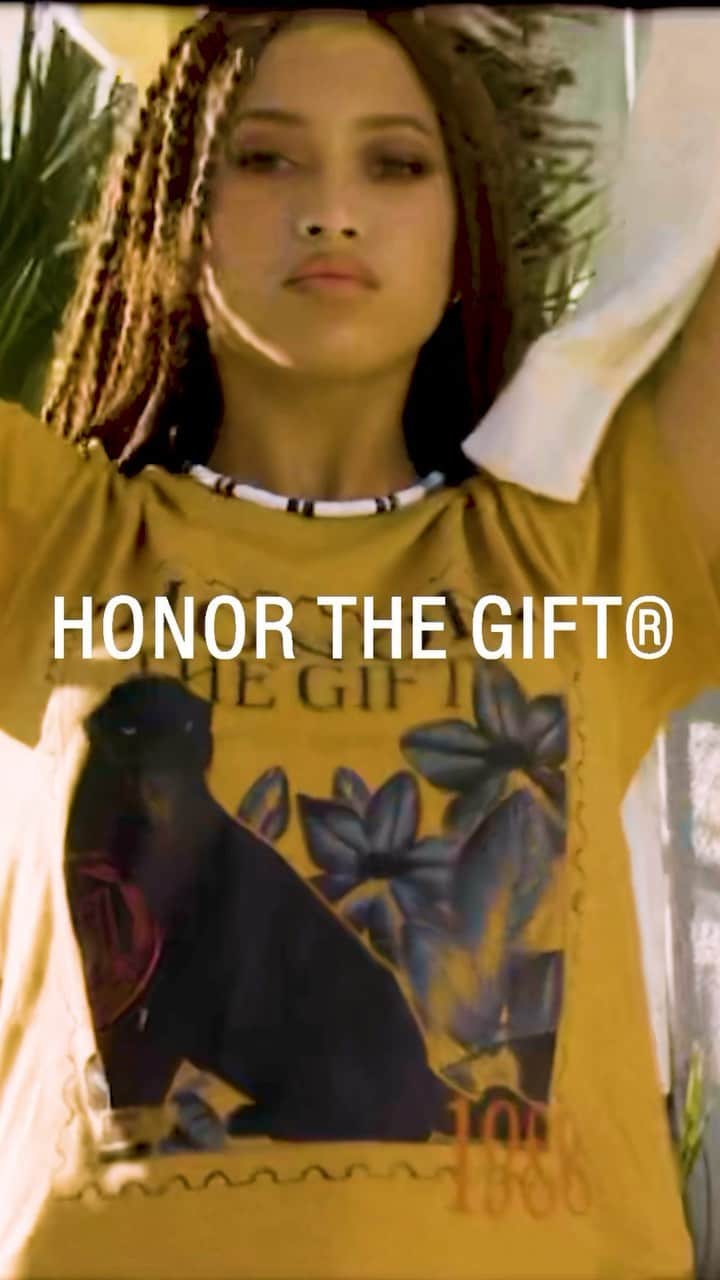 ラッセル・ウェストブルックのインスタグラム：「Honor The Gift | Summer 2023 Collection   New Styles And Fabrics That Transcend The Boundaries Beyond Space And Time.   Now Available For Purchase Both Online And In-Store!!   Come Visit Us 📍 130 N La Brea Ave Los Angeles, CA   www.honorthegift.co」