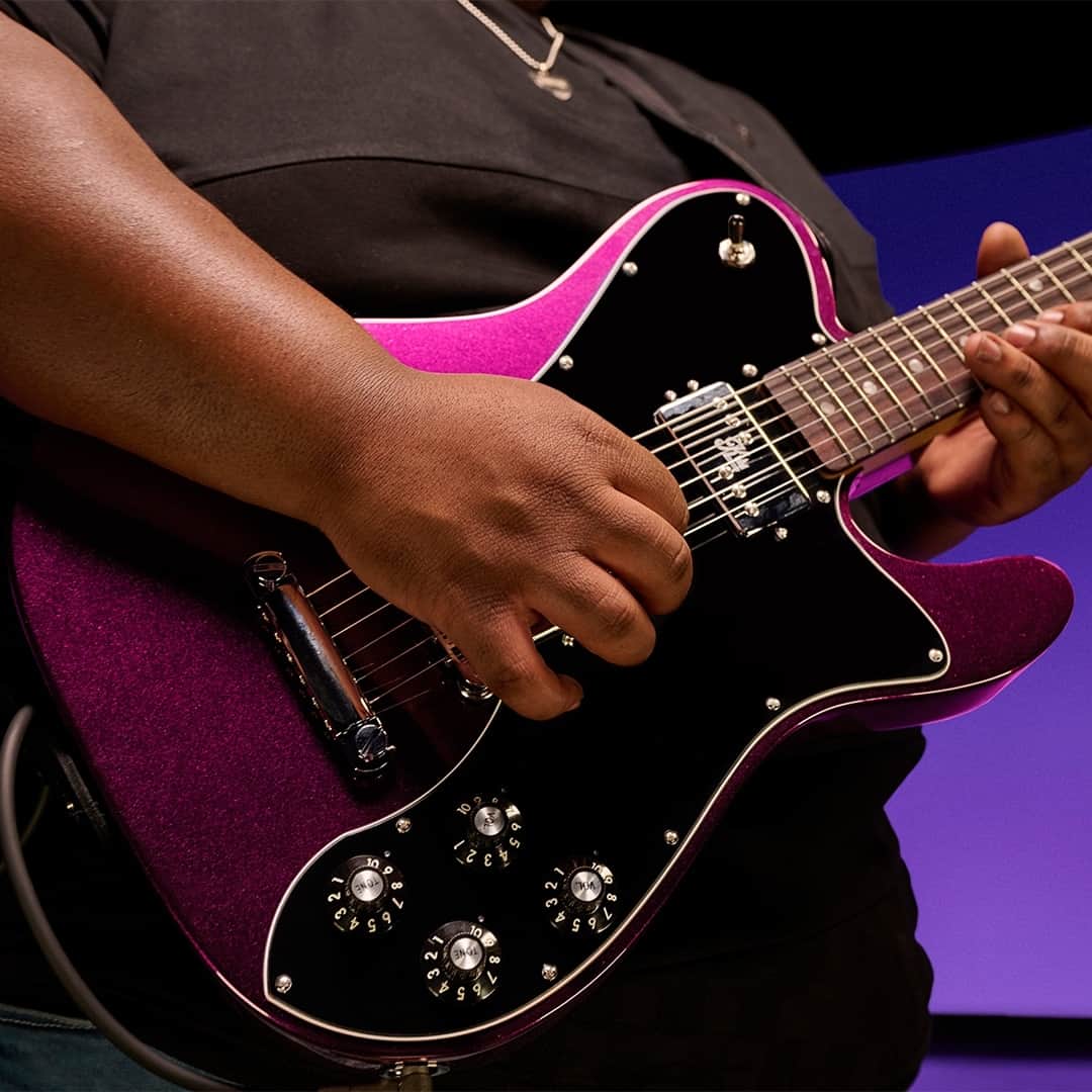 Fender Guitarのインスタグラム：「Today and every day, Fender is committed to supporting and amplifying Black Artists around the world. We're kicking off #BlackMusicMonth with a playlist with some of our faves. Head to the link in bio to take it for a spin.」