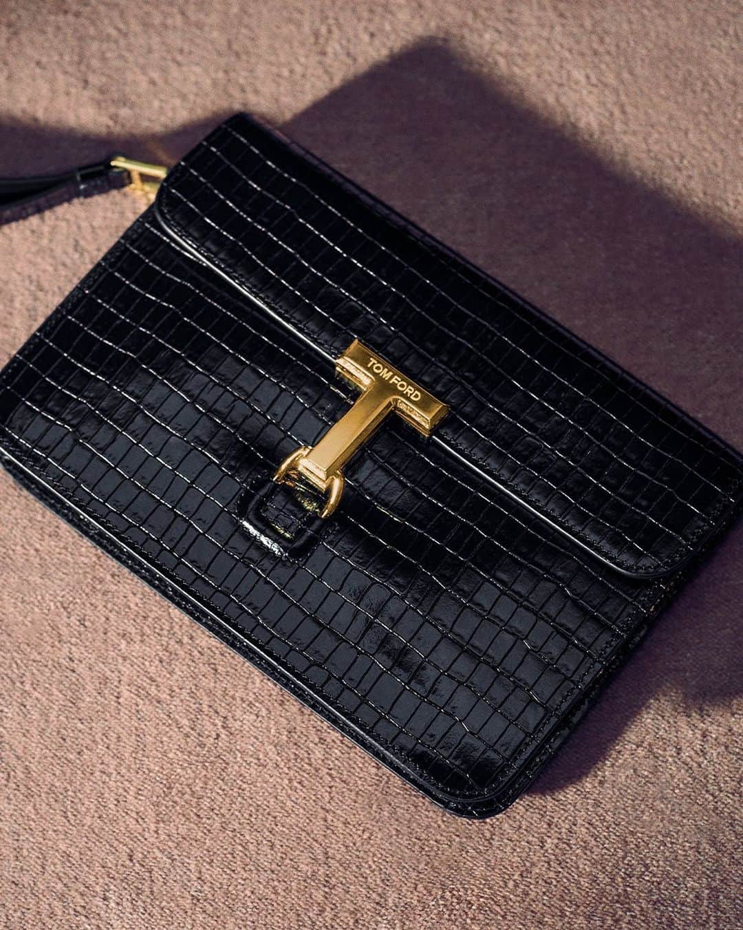 のインスタグラム：「EMBOSSED CROC.   DISCOVER THE #TOMFORDSS23 COLLECTION.   #TOMFORD」