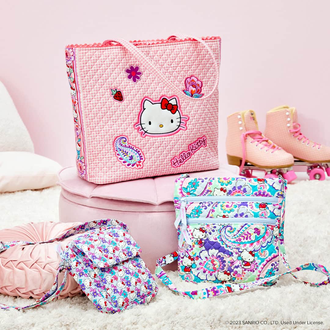 ヴェラブラッドリーのインスタグラム：「Looking for the perfect essential for an adventure out on the town? We have a few ideas ... Shop in stores or tap to shop!  #HelloKitty #VeraBradley #pattern」