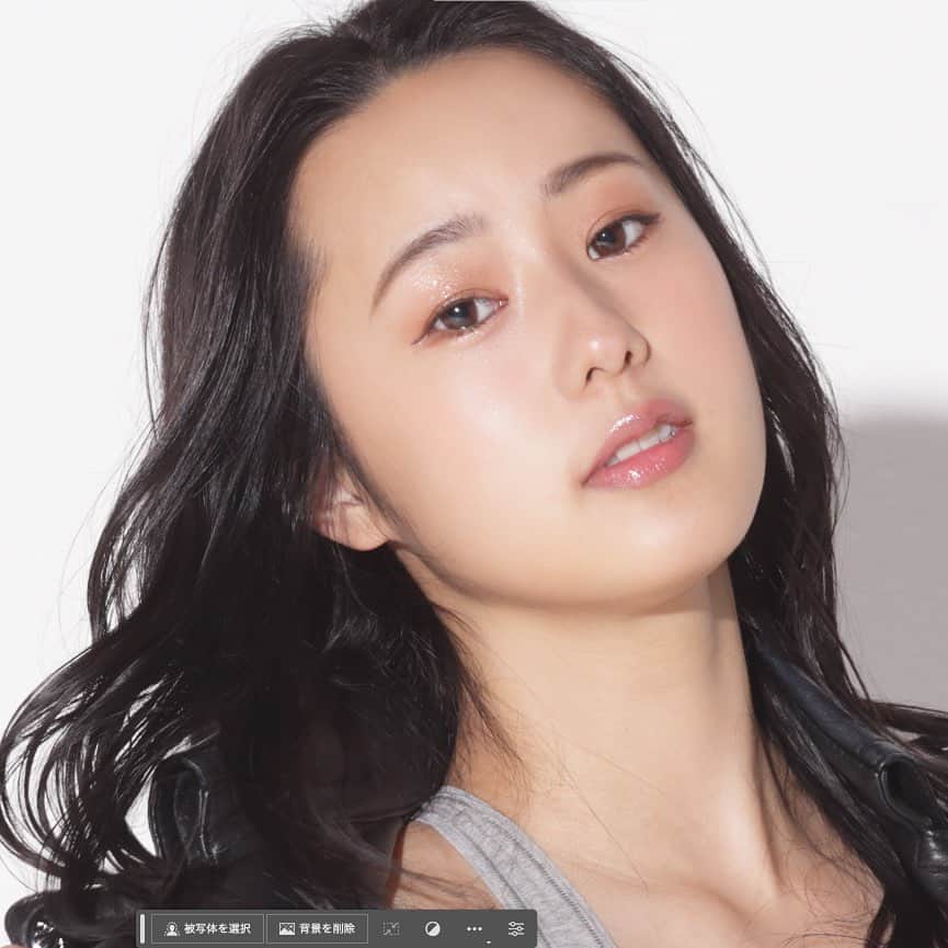 シト山口さんのインスタグラム写真 - (シト山口Instagram)「明日発売のよもゆりちゃん写真集、今回の見せ場はついついグラビアの方を意識 ...