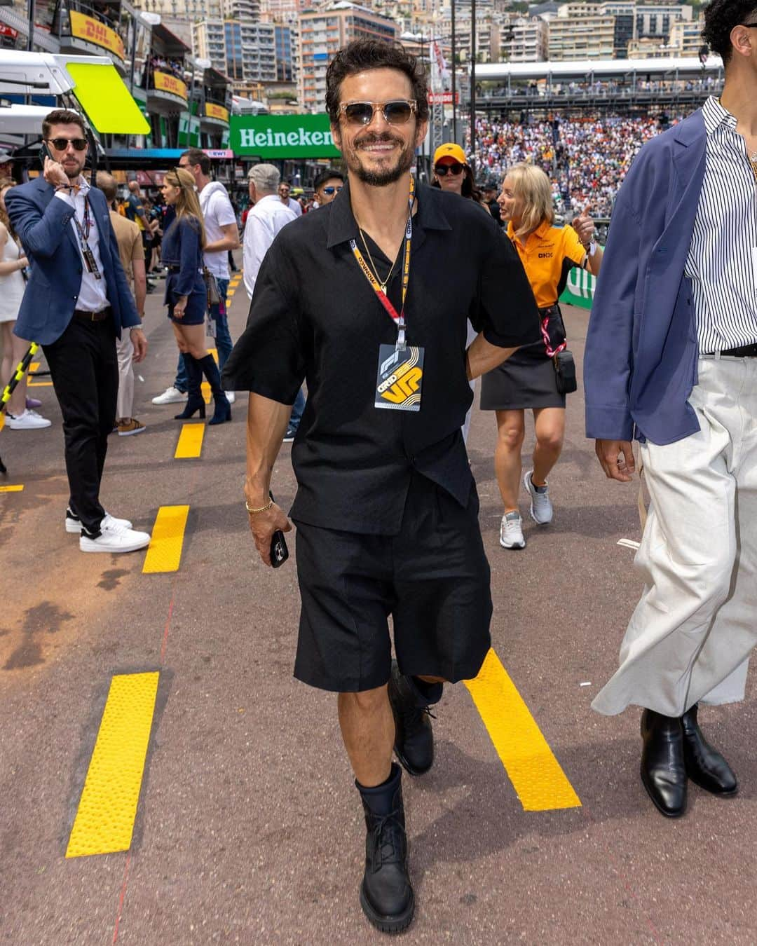 Monty Jacksonさんのインスタグラム写真 - (Monty JacksonInstagram)「Orlando Bloom - GrandPrix 🏁  @louisvuitton @davidyurman」6月2日 6時19分 - mrmontyjackson