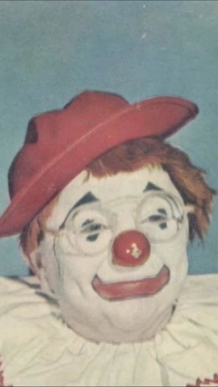 のインスタグラム：「FROM ONE CLOWN TO ANOTHER!」