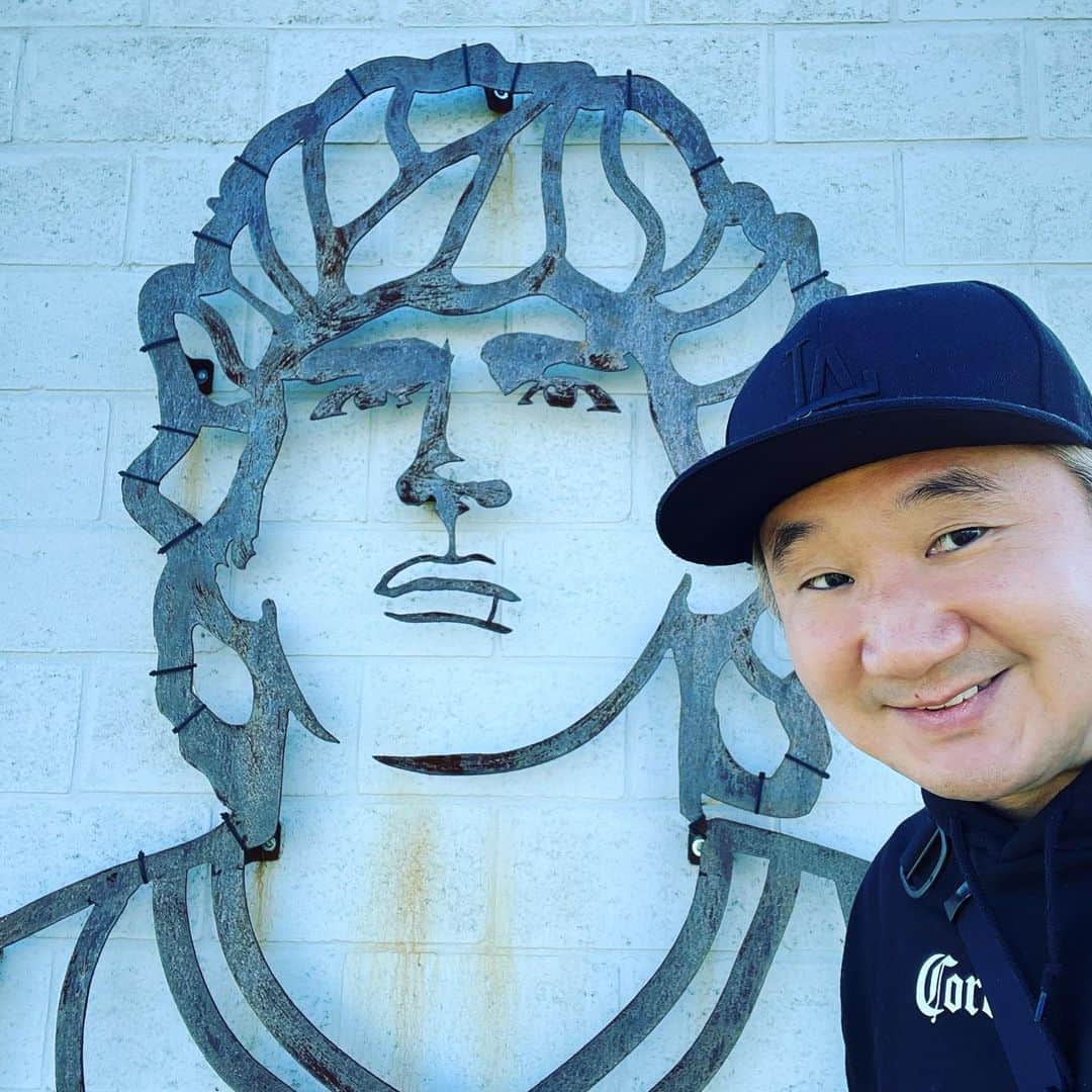 植田朝日のインスタグラム：「🇦🇷🇦🇷🇦🇷  ESTADIO UNICO Diego Armando Maradona  ラプラタの"ウニコ"ことディエゴ アルマンド マラドーナ スタジアムにて。  #FooTravelleR #朝日旅 #サッカー旅 #argentina #argentina🇦🇷 #maradona #diegomaradona #u20wc」