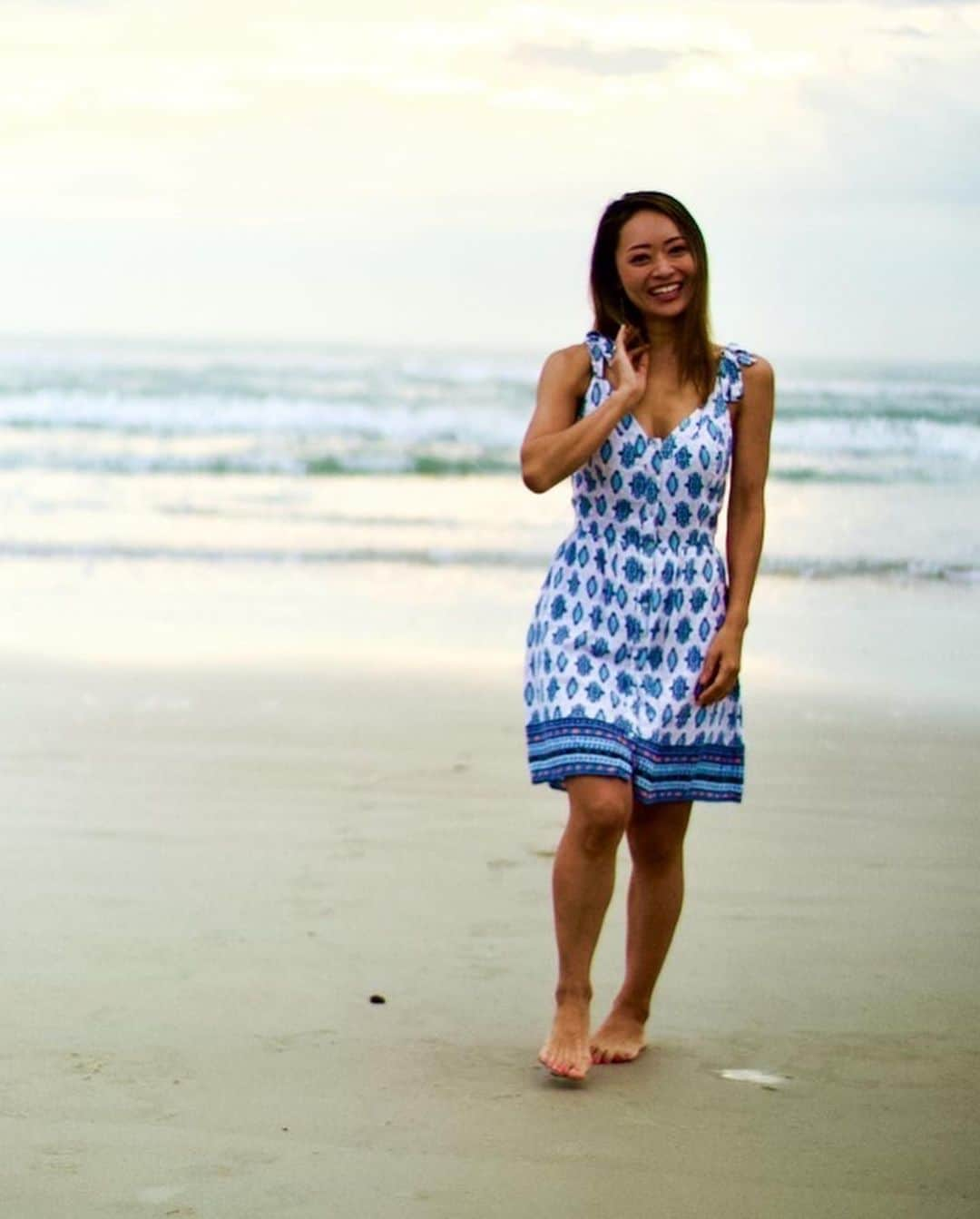 本田景子さんのインスタグラム写真 - (本田景子Instagram)「Hello June!!💚  l love florida beach!!🏝️⛱️💕  6月なりましたたね！ 日本は梅雨が始まる頃かな？ ここジャクソンビルは毎日26度前後で、例年なら30度超えしている真夏日が続く頃なのに、今年は過ごしやすいです。 でもハリケーンシーズン到来というニュースを見るから、そろそろ毎日滝雨雷雨の日々が始まるのかな〜という感じです。 でも私はビーチとあっついのが大好きなので、フロリダの気候LOVEです🩷🩵 練習も始まってシーズンインに向けてしっかり準備していきます！🔥  #june #america #florida #keikohonda #本田景子」6月2日 7時23分 - keikohonda1111