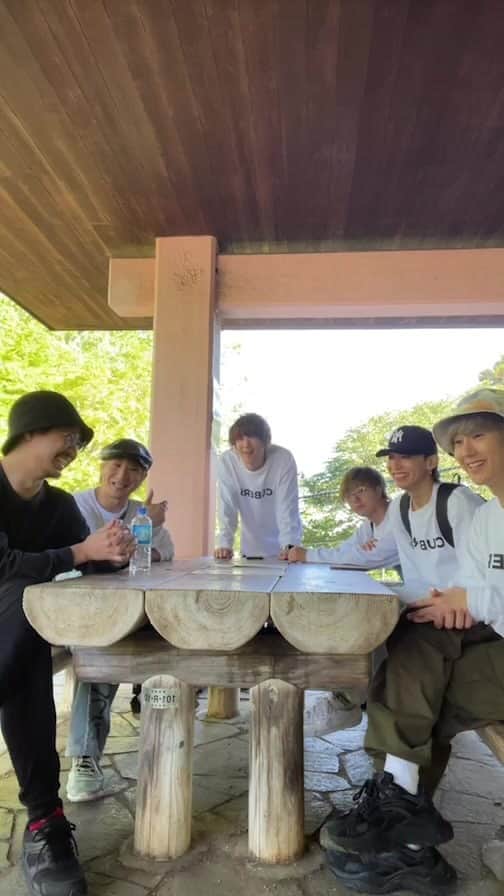 末吉9太郎のインスタグラム：「2023.5.9 なぜか登山」