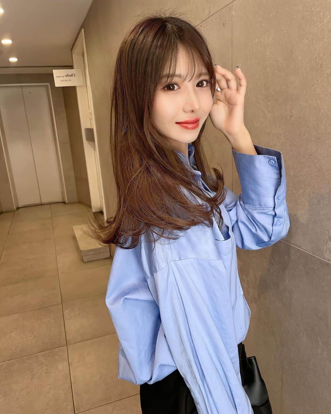 伊藤莉子のインスタグラム：「． 今日も可愛すぎるcut color ありがとう。まっすーさん🫶🏻🩷  @release.koji06.01   ✂︎」