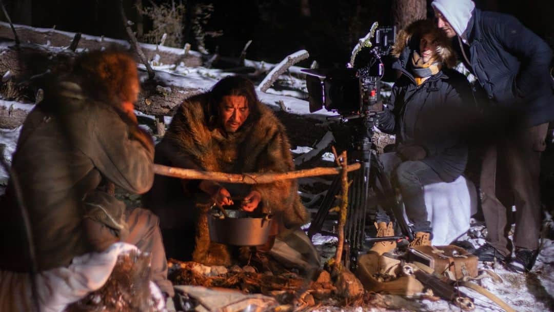 嶋本信明さんのインスタグラム写真 - (嶋本信明Instagram)「Some BTS from Shurale. @shuralethefilm   It was super cold but fun shoot!   #shurale #horror #fairytail #snowmountain #losangeles #shortfilm #actor #actorslife #filmmaking #indiefilm #international #storyteller #japaneseactor #hollywood」5月9日 8時42分 - nobuaki.shimamoto