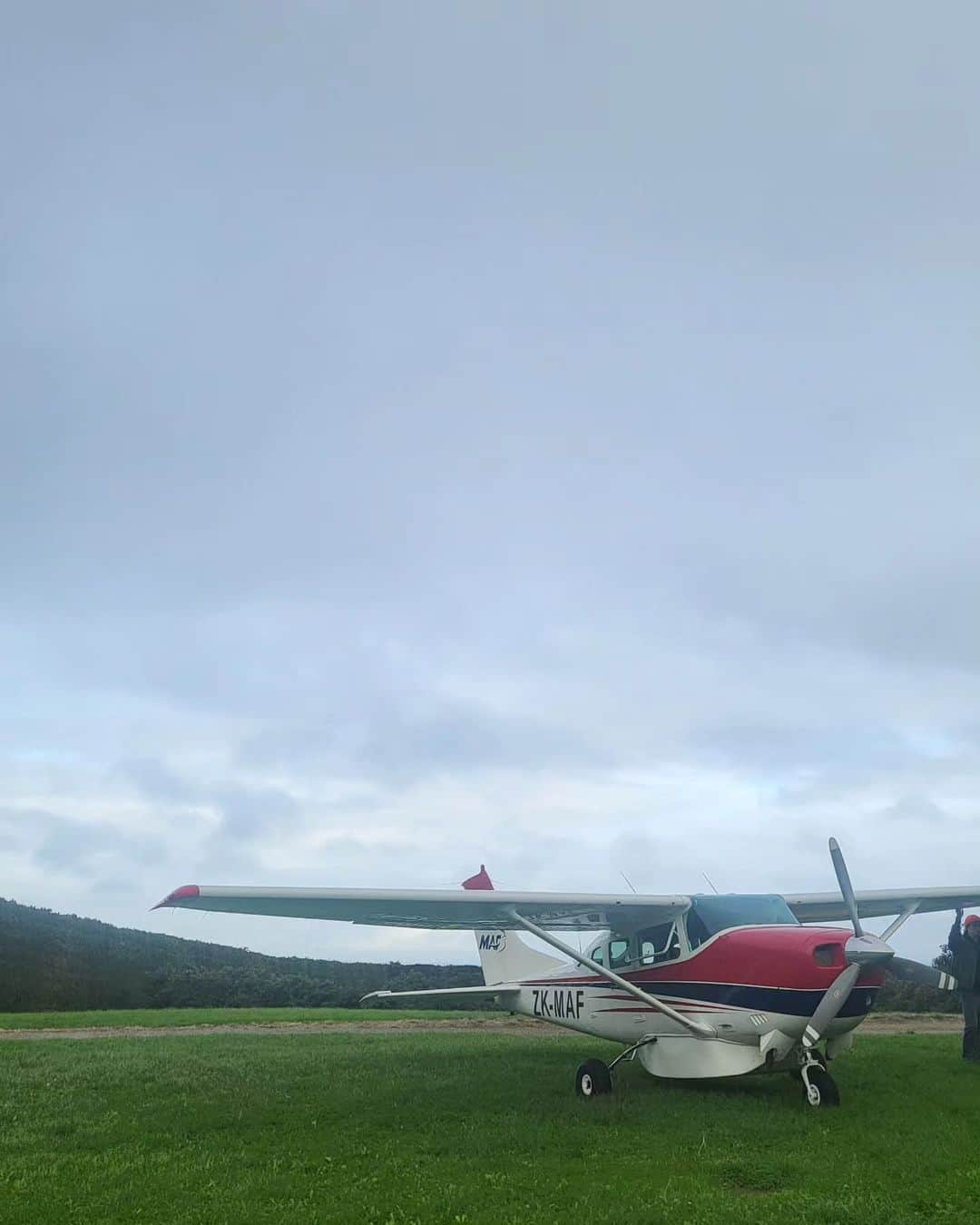 パク・ソングァンさんのインスタグラム写真 - (パク・ソングァンInstagram)「#뉴질랜드 #숙소 #날씨 #흐림☁️   정말 인생 최고의 공기를 느끼고 있음🥹」5月9日 8時55分 - parksungkwang_22