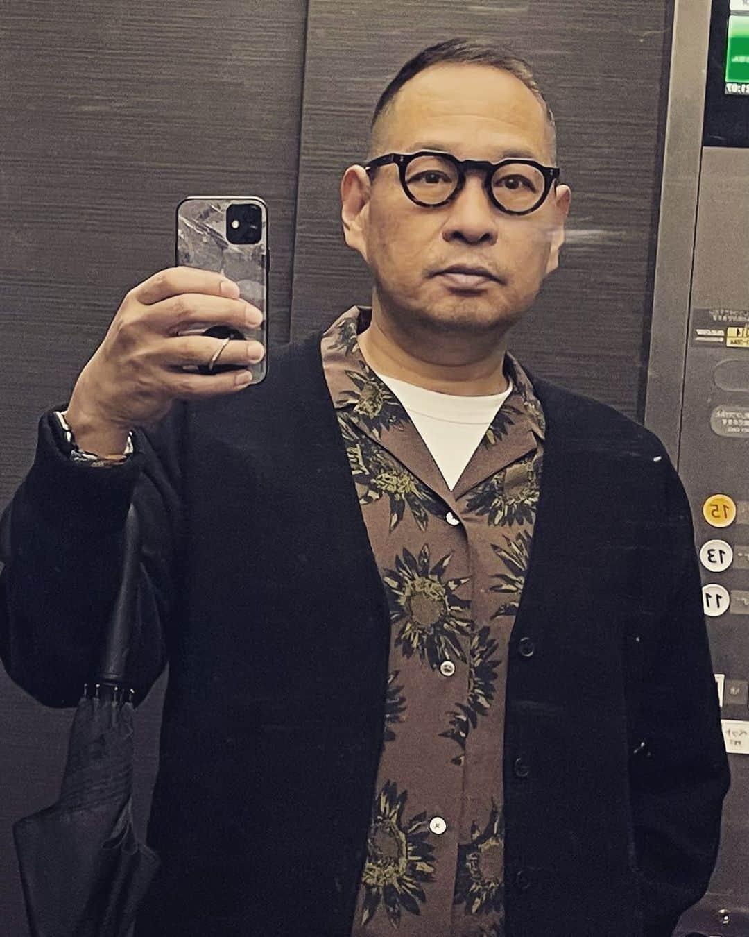 のインスタグラム：「散髪したらアウトレイジ風」