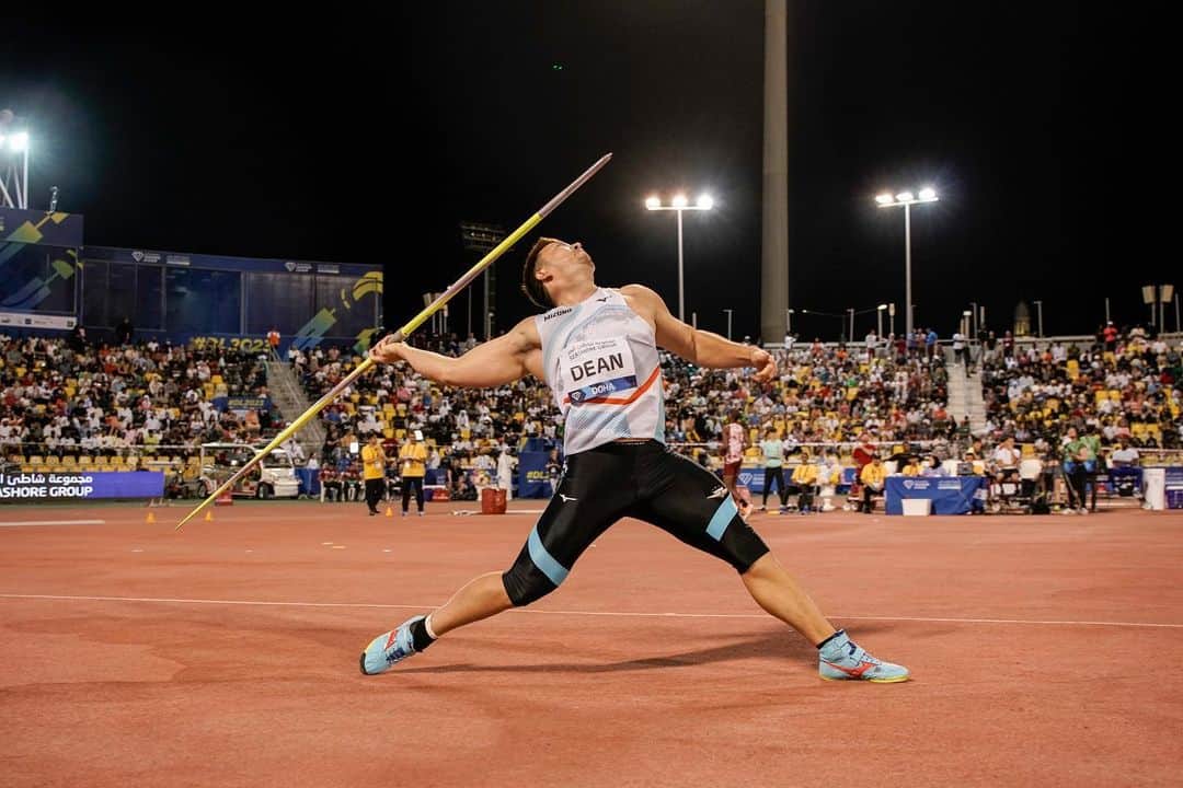 ディーン元気のインスタグラム：「DL Doha💎 79.44m 7th. This experience motivate me a lot💪 Only beginning of the season, step by step to the summer!🔥 It’s always nice to throw against incredible throwers!  📸 @matthewquine   #javelinthrow #lifeisgood」