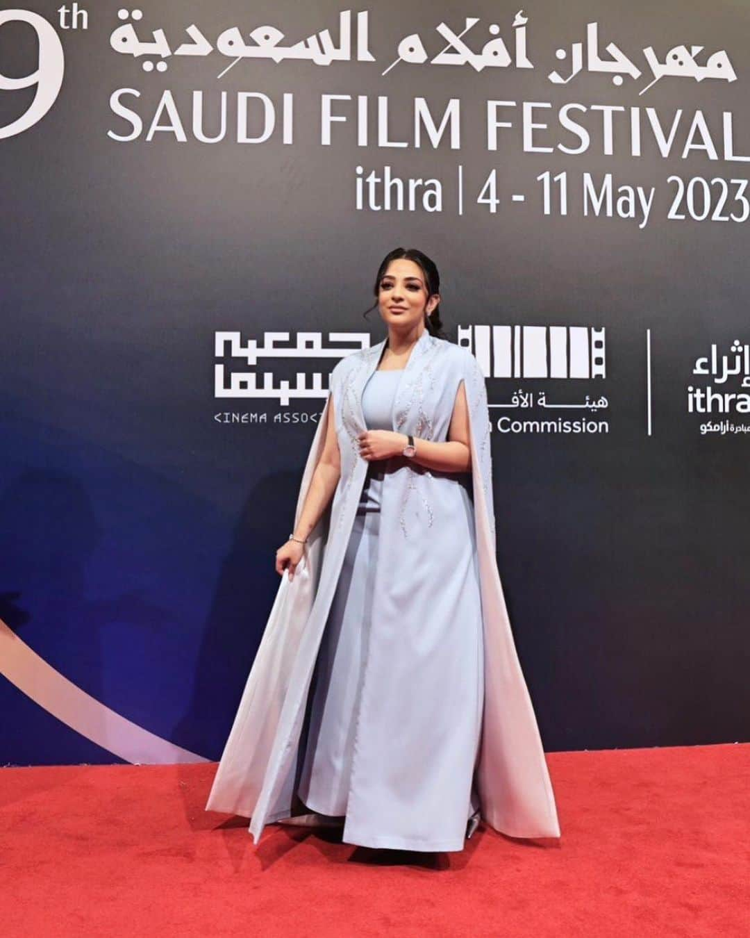 Khairiah Abulabanさんのインスタグラム写真 - (Khairiah AbulabanInstagram)「من حفل افتتاح #مهرجان_افلام_السعودية  @saudifilmfestival   Stylist @dareenalyawar  Outfit @nouraldhahri__official  Jwels @chopard @attarunited  Makeup @eve.glam  Lenses @calalenses Date Hair @hairstyle_fofo  Photography @ahmedjassim.lens / @essadoubisi」5月9日 9時39分 - kh_abulaban