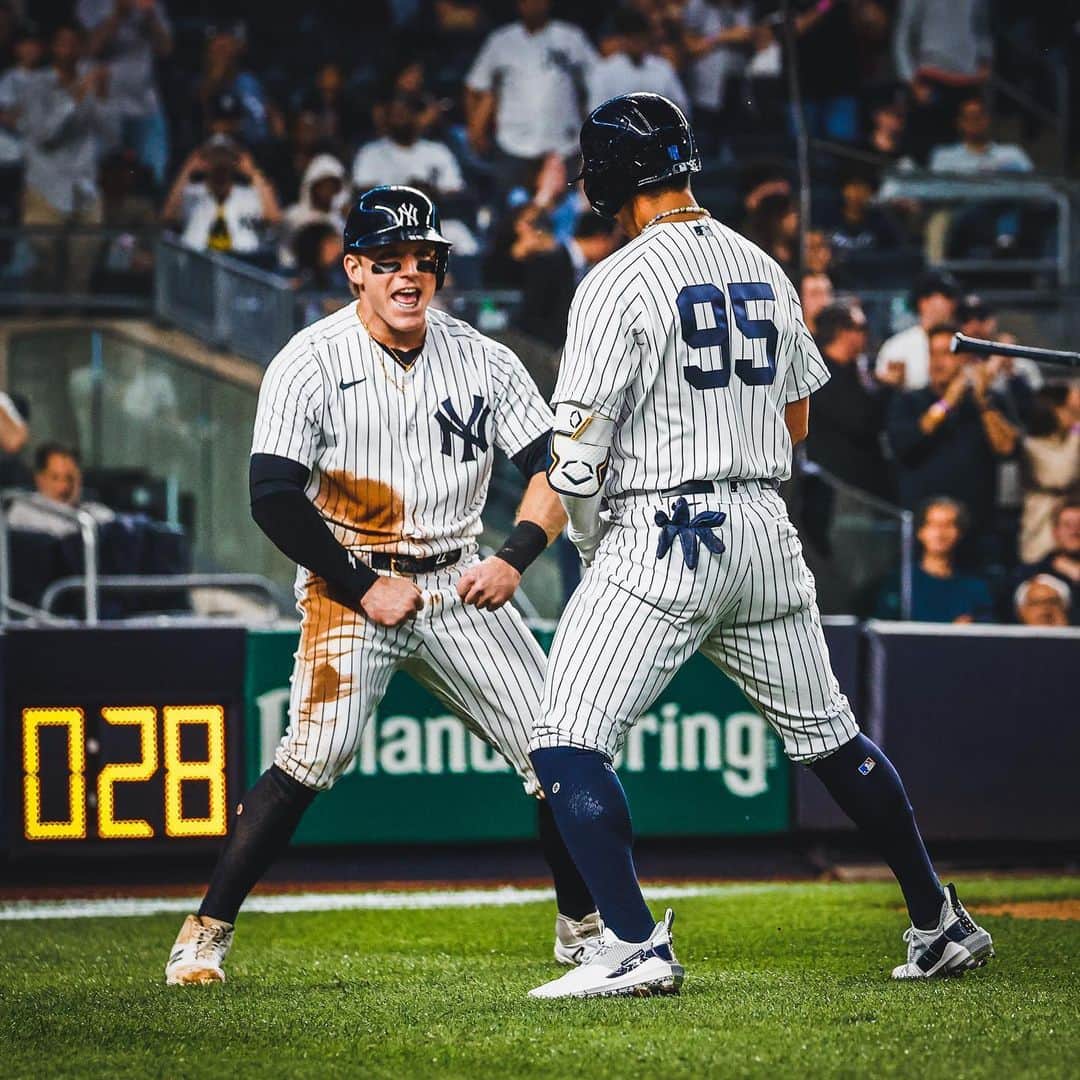ニューヨーク・ヤンキースのインスタグラム：「Now serving: Dingers」