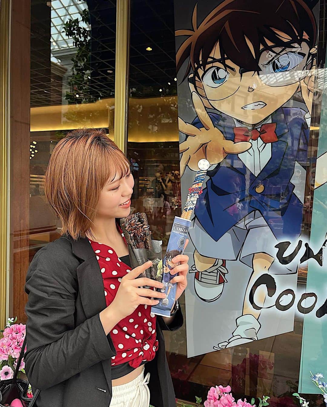 澤田桃佳のインスタグラム：「オタクたのしい…🥹💗💗  #黒鉄の魚影  映画興行収入100億円！！おめでとうございます！ まだ、2回しか観れてない…😭😭まだまだ観にいきますぅ♡  #名探偵コナン」