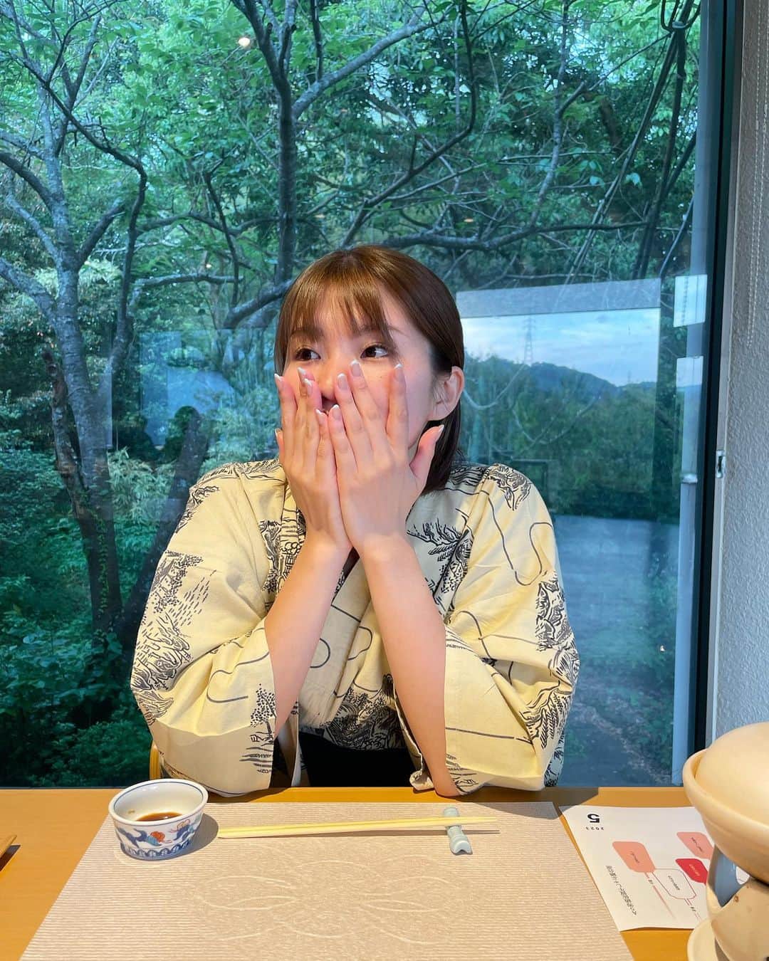 ほなみのインスタグラム：「. 私自身が常にエネルギー高く、 心から100%元気でいること。 人生を楽しんでいること。  プライベートの部分も 大切なお客様や周りの方へ伝わると思って、 生きてます☺︎♡  そう思えば自分のことも より大切にできるんだよね☺️  表には出てない部分も、必ずどこかで伝わる。  まず身近な人を幸せにできない人は たくさんの人を幸せに！ なんて言えたもんじゃない☺︎  サウナはもう何も言うことなしに 最高です♡（２回目）  #福岡パーソナルトレーニング#福岡パーソナルトレーナー#福岡女性トレーナー#福岡パーソナルジム#天神パーソナルジム#大名パーソナルジム#赤坂パーソナルトレーニング#糸島パーソナルトレーナー#ダイエット#ヒップアップ#痩せたい#diet#workout#fitness#fitnessmodel#hipup#training #diet #hipup#トレーニング#ヒップアップ#トレーニングウェア」