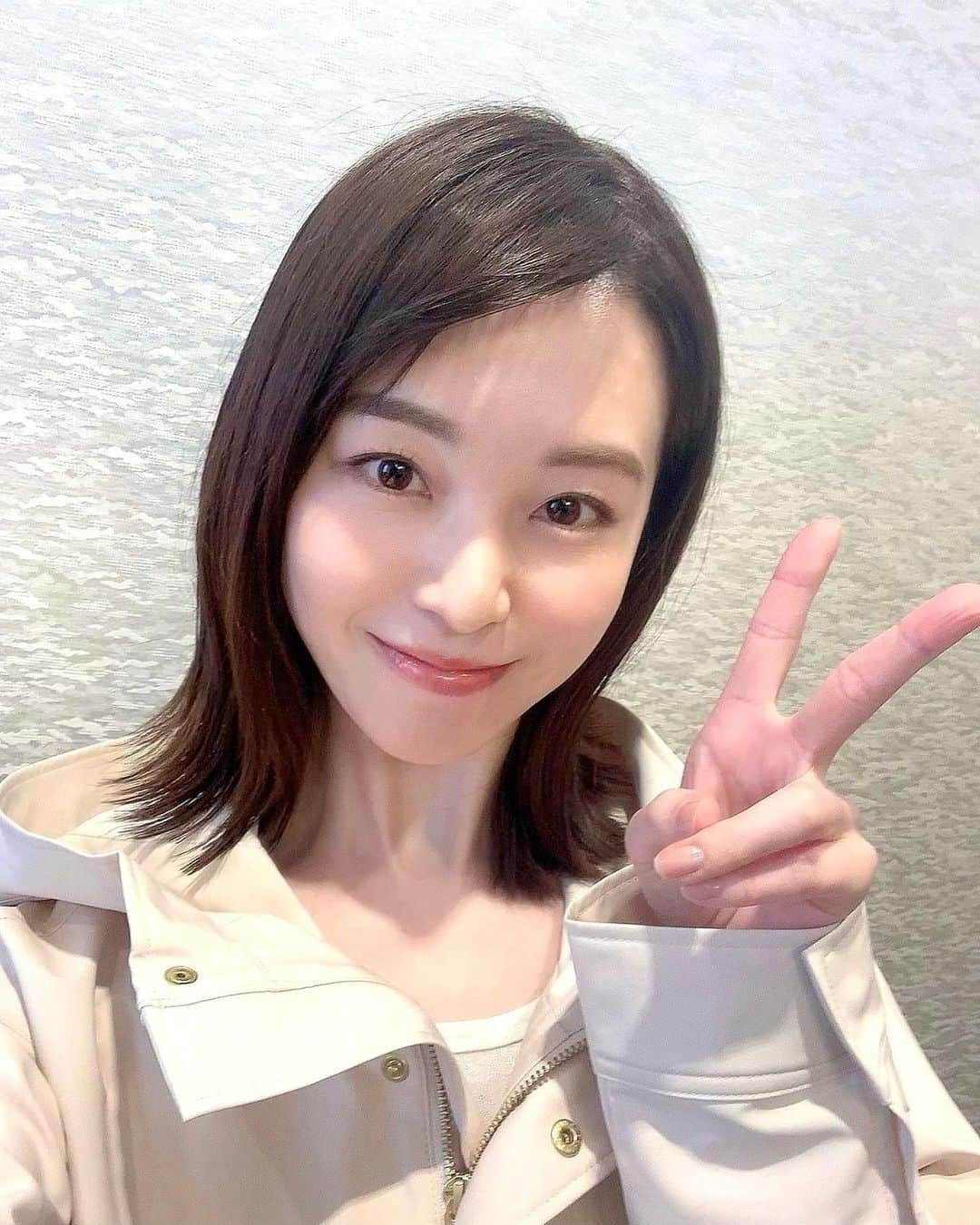 栗田萌のインスタグラム：「明日、放送です✨ 🌸出演情報🌸 ■5月10日(水)19:00〜 日本テレビ 「1周回って知らない話」2時間SP   神田愛花さん役で再現VTRに出演させていただきます。 よろしければご覧ください☺️ #1周回って知らない話 #日本テレビ #日テレ #再現VTR #再現ドラマ #栗田萌 #くりもえ」