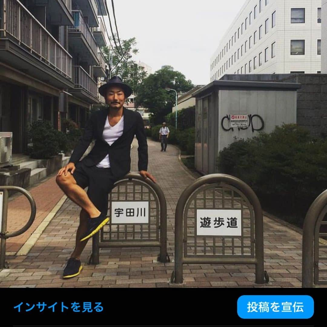 宇田川大輔さんのインスタグラム写真 - (宇田川大輔Instagram)「今月で弊社、株式会社M-3も第9期を迎えることができました。これは100%、皆様の熱き、暑き、厚き、お力添えがあったためです。  ここ数年は、コロナに負けそうになりながらもなんとか持ち堪え、私自身が罹患し、試合には負けたが勝負には勝った。といった感じでしょうか。  会社は9期へ突入しましたが、人でいうと9歳。少年から青年へと成長していく過程で、様々な感情が芽生える頃。程よく反抗期を迎え、感受性は豊かに。自我の芽生えを最大限に引き出し、精進してまいります。  今後も引き続き、皆様との共感、共鳴、共有を優先に考え、幸せな時間をご一緒できたら幸いです。  いつも節目の日が来るたびに、改めて皆様への感謝の気持ちが膨らむばかりです。どうか、変わらないご厚情を賜りますよう、宜しくお願い致します。  株式会社M-3  代表取締役 宇田川大輔   #会社設立記念日のご挨拶」5月9日 12時37分 - udagawadaisuke