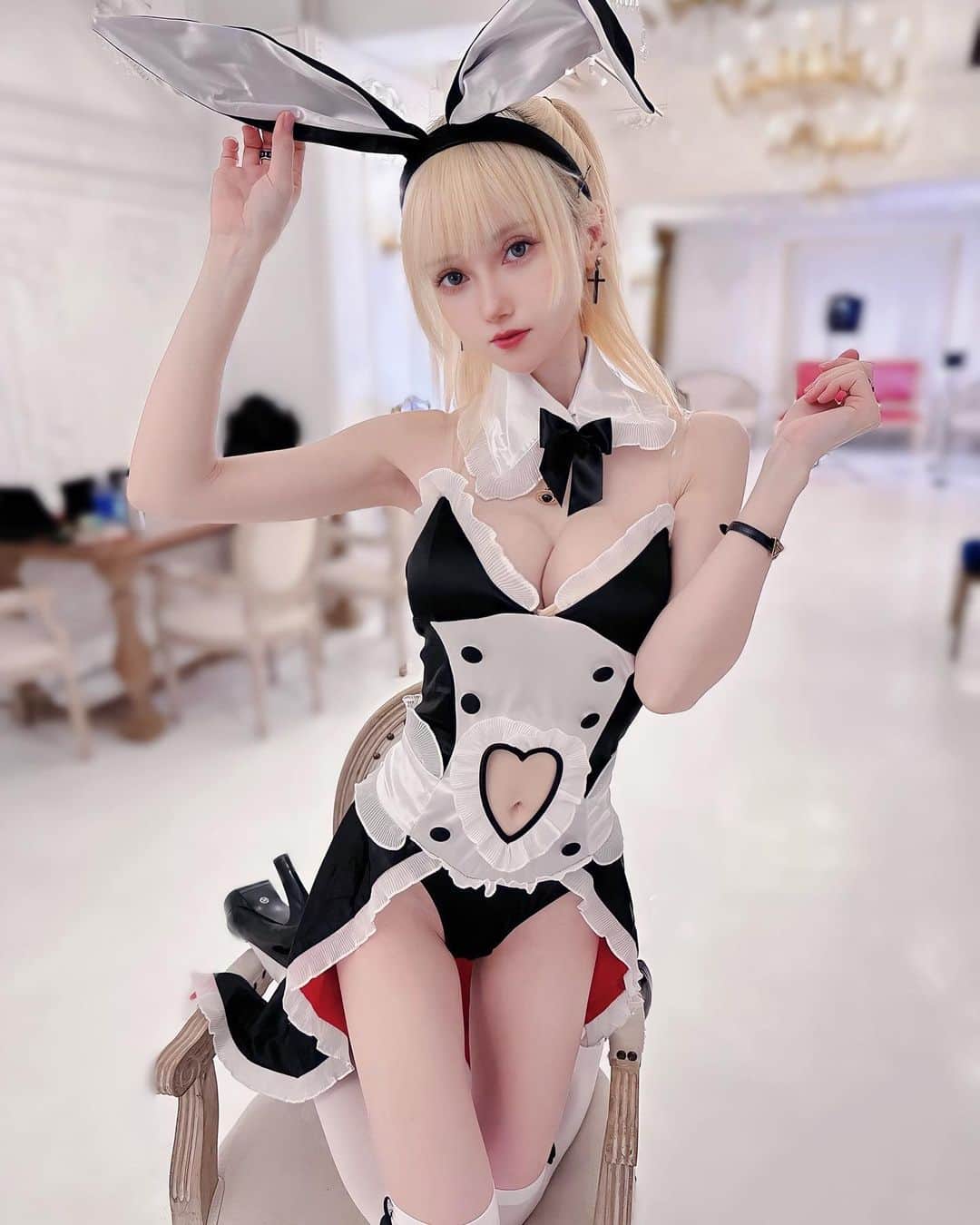 赤木クロのインスタグラム：「₍ᐢ..ᐢ₎  #マリームーン #malymoon #バニーガール #bunnygirl #バニーガールコスプレ    #japanesegirl  #cos #cosplay #cosplayer #cosplaygirl #cosplayers #コスプレ #コスプレイヤー  #gravure  #일본여자 #코스프레 #그라비아 #角色扮演 #角色扮演者  #coser #instacosplay #cosplayersofinstagram #cosplayersofig #コスプレ写真  #cosplayersofig #cosplayphotography  #cosplayersofinstagram #cosplayphoto」