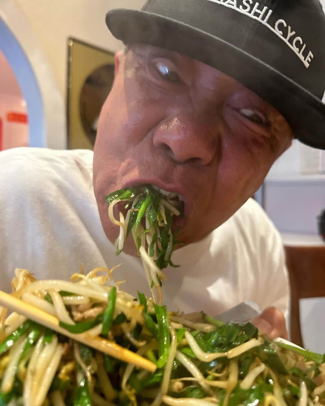 木梨憲武のインスタグラム：「ニラモヤシ」