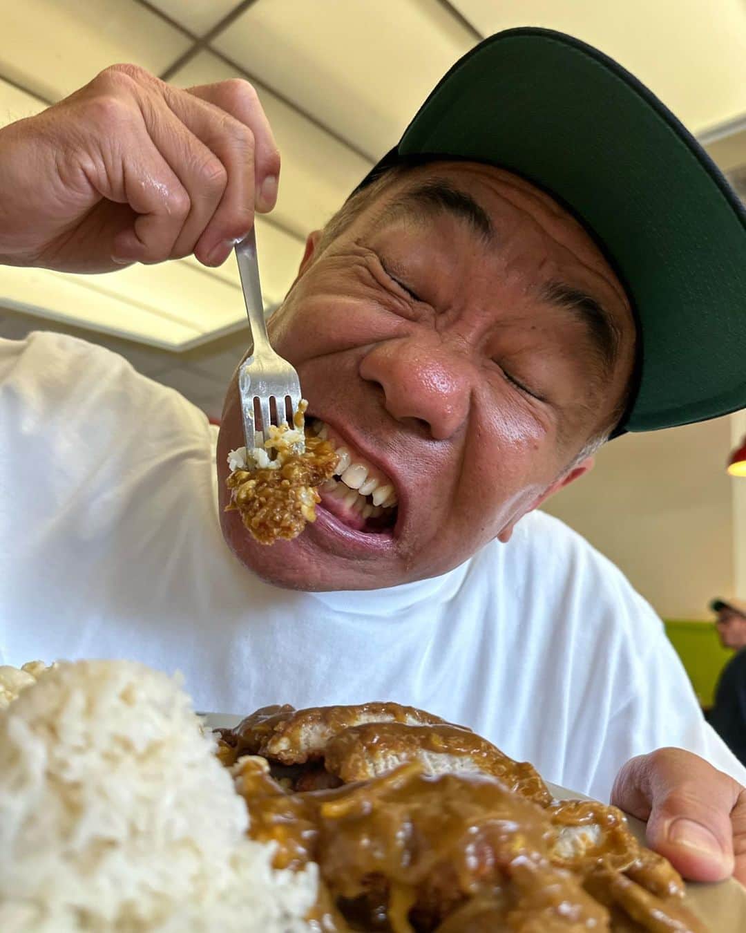 木梨憲武のインスタグラム：「カツカレー」