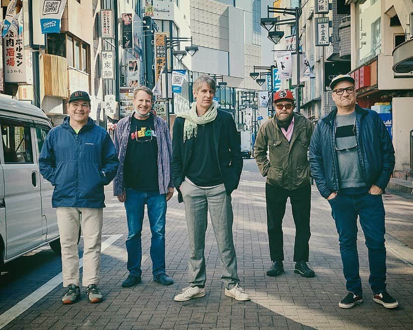 中野敬久さんのインスタグラム写真 - (中野敬久Instagram)「2月の#pavement 素晴らしかった！コレも1分くらいで終わったら喜んでサインくれた。 #music #photography #hirohisanakano」5月9日 13時53分 - hirohisanakano